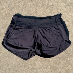 Lululemon Speed Up Shorts 2.5”